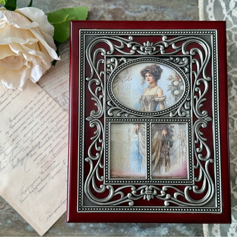 Romantic Keepsake Box: Vintage Memory Box for Letters, Photos, and Mementos
